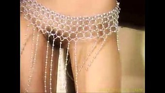 Amatör Porno Yıldızı Lincy Leaw Ile Sert Mastürbasyon