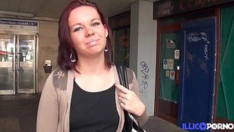 Fransız Genç Aude'Un Anal Bağımlılığı Mezuniyet Sonrası