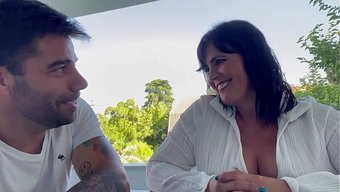 Bir Koca, Montse Swinger'In Başrolde Olduğu Bir Arkadaşımla 'Siesta' Yapmak Istiyor.