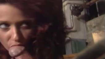 Alman Porno Filminde Büyük Doğal Göğüsler Ve Oral Seks