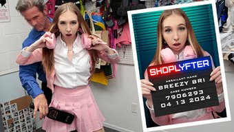 Breezy Bri'Nin Fetiş Unsurlarıyla Yüksek Çözünürlüklü Ofis Macerası