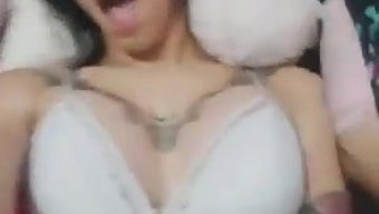 Latin Shemale Ve Büyük Göğüsleriyle Pov Bareback Eylem