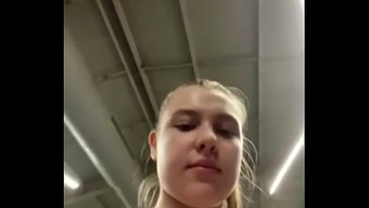 Spor Salonunda Sikişmek Gerçekten Harika.