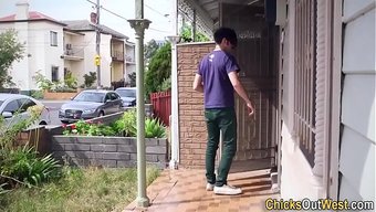 Amatör Avustralyalı Oğlan, Kıllı Sevgilisini Sertçe Becerdi.