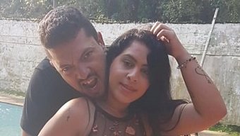 Brezilyalı Porno Yıldızları Havuz Kenarında Orgiye Dalıyorlar