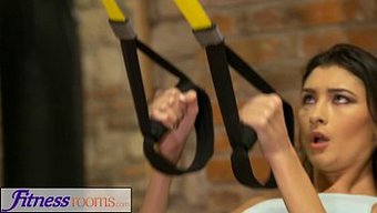 Fitness Bebekleri Spor Salonunda Yaramaz Oluyor