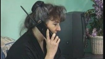 Lezbiyen Çiftler, Genç Ve Olgun Partnerleriyle Arzularını Keşfediyorlar