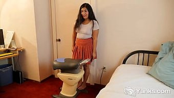Miel'In Amatör Mastürbasyon Videosuyla Sert Boşalma