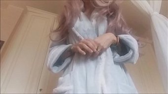 Bikinili Milf: Yakın Çekim Ve Farting Deneyimi