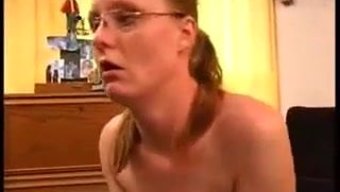 Emily A'Nın Sybian'Daki Tutkulu Solo Seansı