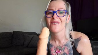 Amatör Milf, Web Kamerasında Çift Penetrasyon Ve Derin Boğaz Alıyor