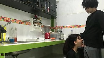 Senin Bana Katılmanı Beklerken Tutkulu Solo Seansıma Katıl. Hızlı Bir Orgazmla Hayal Kırıklığına Uğratma, Aksine Anın Tadını Çıkar Ve Samimi Karşılaşmamızın Her Saniyesinin Tadını Çıkar. Bu Heyecan Verici Serimizin Üçüncü Bölümü