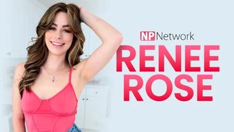 Esmer Güzellik Renee Rose, Üvey Kardeşiyle Buharlı Bir Rol Yapma Seansının Tadını Çıkarıyor.