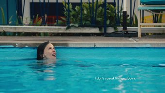 Ince Ve Minyon Bebekler Jodie Turner-Smith, Gaite Jansen Ve Elena Anya, Softcore Çıplak Bir Videoda