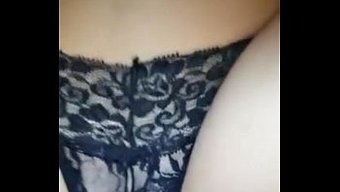 Tayt Giymiş Bebek Pov'Da Içine Boşalıyor
