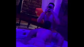 Itaatkâr Bir Kadını Içeren Bdsm Videosunda Sert Seks Ve Derin Boğaz