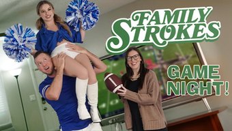 Batıl Inançlara Mensup Cheerleader'In Erotik Macerası