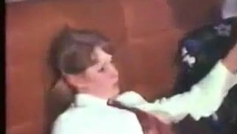 Anne Ve Kızı, Sütçüyle Yasak Bir Karşılaşmayı Paylaşıyorlar