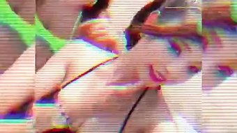 Büyük Göğüslü Japon Kızlar Ev Yapımı Videolarda Yaramazlık Yapıyorlar