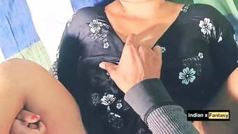 Köy Karısı Üniversiteli Erkekle Yatakta Vahşileşiyor