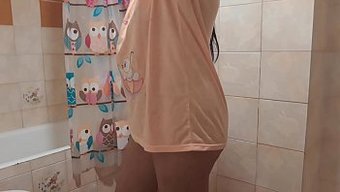 Bu Sıcak Porno Videosunda Sıcak Eyleme Hazır Olun.
