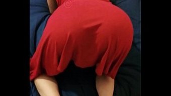 Büyük Yaraklı Adam, Genç 18+ Kızla Arkadan Sert Seks Yapıyor