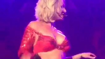Britney Spears'In Mastürbasyon Mücadelesi Üzerine Güncelleme: Ünlüye Mastürbasyonu Yapan Kızlar