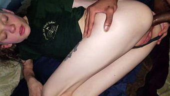 Jessae Rosae Ve Olgun Sevgilisi Yoğun Anal Seks Ve Kadın Boşalmasına Dalıyorlar