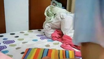 Dövmeli Büyük Göğüslü Asyalı Webcam Oyuncusu