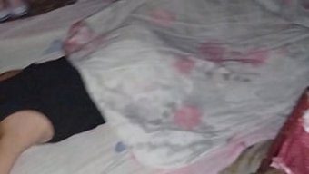 Latin Hizmetçi Ev Yapımı Videoda Amatör Adam Tarafından Sikişiyor