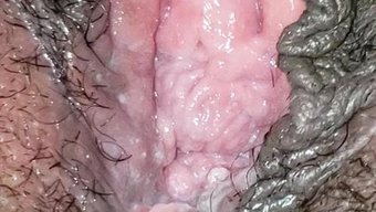 Hd'De Bir Kadının Pembe Deliği Dolu!