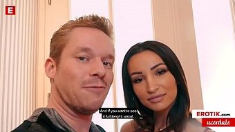 Alyssia Kent'In Gerçek Amı Bu Inanılmaz Videoda Sikişiyor