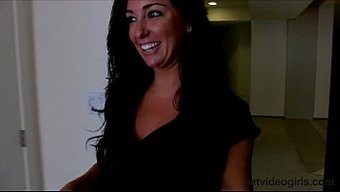 Olgun Milf'In Takvim Seçmelerinde Amatör Pov Performansı