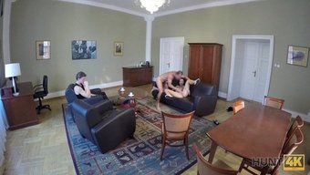 Paralı Yabancı, Avrupalı Amatörle Seks Için Buluşuyor