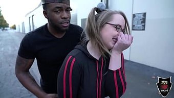 Andi Ray Sucks Rome Major'S Ass & Cock Behind A Back Alley Dumpster!