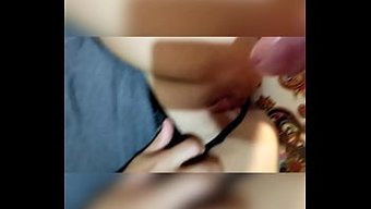 Büyük Göğüslü Brezilyalı Bebek Pov Videosunda Içine Boşalıyor