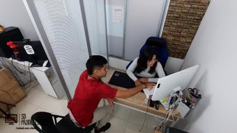 Ofis Romantizmi: Mola Odasında Sert Bir Sakso Ve Sert Bir Sikiş