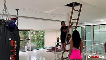 Lorena Vasconcellos Ve Natalia Prado Buharlı Bir Sıcak Videoda