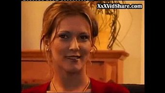 Üç Güzel Kadın, Sıcak Bir Üçlüde Bir Yarrağı Paylaşıyorlar