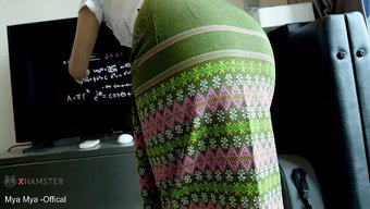 Amatör Öğretmen Arkadan Sikişmeyi Ve Am Yalamayı Seviyor