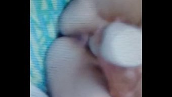 Sassy70'In Yaramaz Dildo Oyunu Ve Kirli Konuşması Bu Videoda