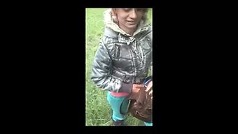 Çalılıkta Sikişen Bir Çingene Ev Yapımı Video