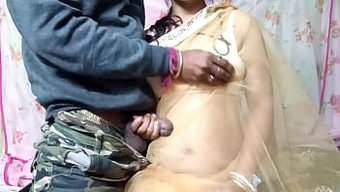 Hintli Genç Ev Yapımı Videoda Amını Siktiriyor