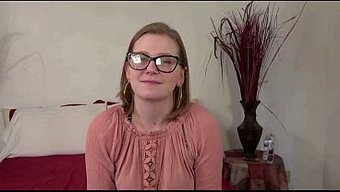 Amatörler, Amlarını Sikle Doldurmak Için Her Şeyi Yapmaya Hazır.