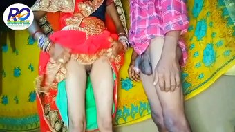 Amatör Hintli Bebek Kırmızı Saree'De Arkadan Ve Yüzüne Boşalıyor