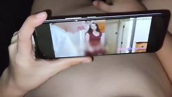 Üvey Kardeşin Arkadan Sikiştiği Ev Yapımı Üniversite Videosu