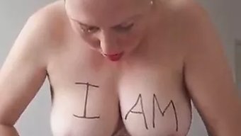 Itaatkâr Milf Efendisi Tarafından Küçük Düşürülüyor Ve Hakimiyet Altına Alınıyor