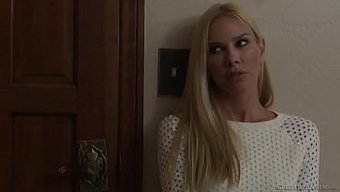 Vega Vixen Ve Lena Nicole, Sıcak Bir Videoda Lezbiyen Zevkine Dalıyorlar