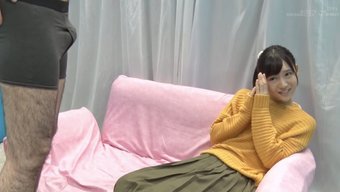 Japon Eşcinsel Köpek Stiliyle Beceriliyor Ve Bir Yük Emiyor