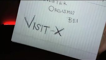 Doğal Göğüsler Mastürbasyon Videosunda Hopluyor